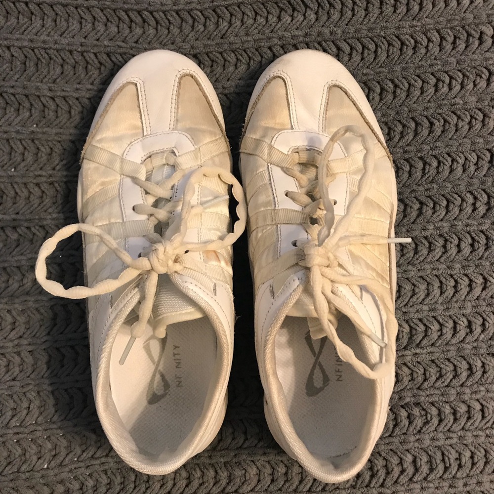 nfinity cheer shoes